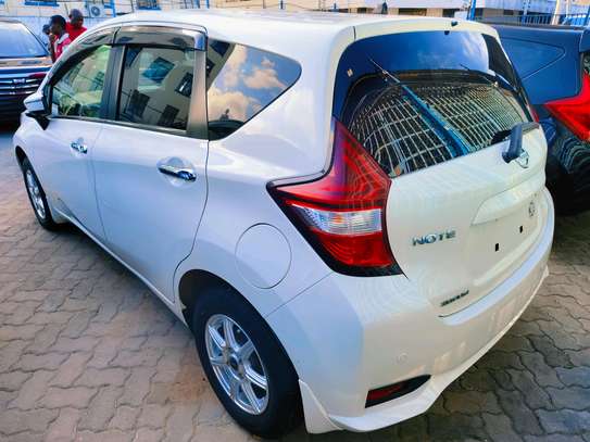 Nissan note Medalist 2017 white image 8