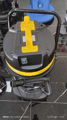 Vacuum cleaner 100l electric image 1