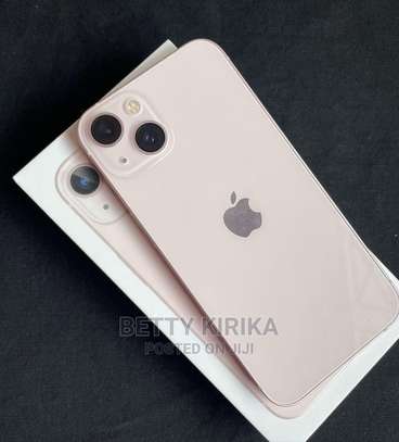 New Apple iPhone 13 128 GB Pink image 2
