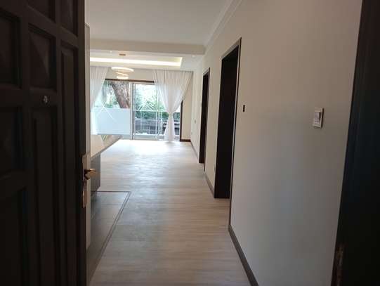 Furnished 2 Bed Apartment with En Suite at Riverside Drive image 21
