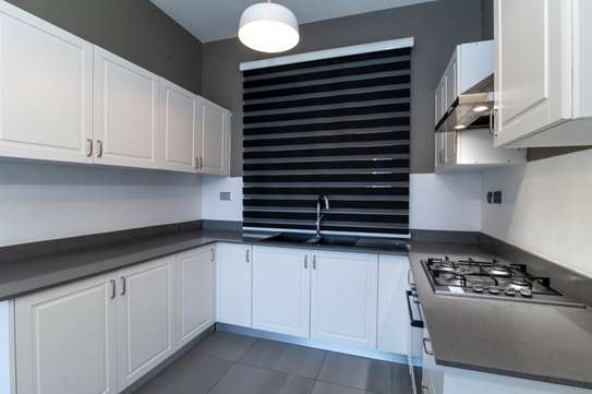 2 Bed Apartment with En Suite in Westlands Area image 14