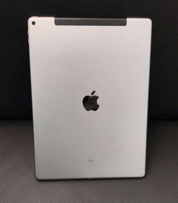 Apple iPad Pro  Wi-Fi & Cellular 64GB image 3