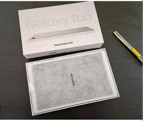 Samsung tablet A7 lite image 1