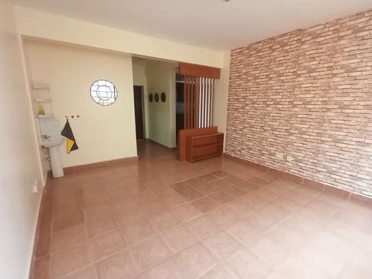 2 bedroom flat for rent image 1