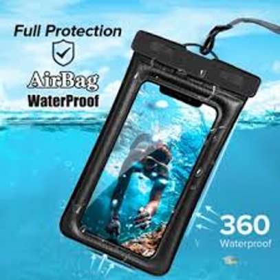 Green Safe Airbag Waterproof Case (8" inch) image 3