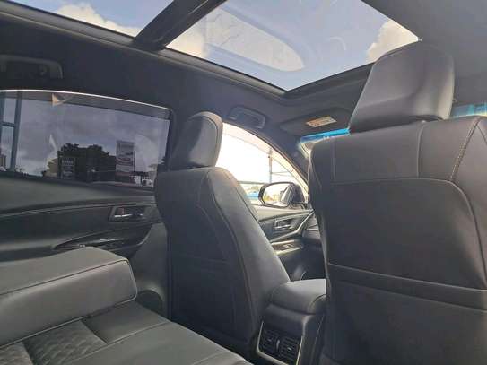 Toyota Harrier Premium sunroof 2019 white image 6