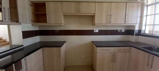 2 Bed Apartment with En Suite in Kileleshwa image 5