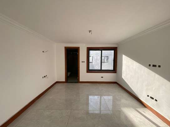 5 Bed Apartment with En Suite at Kileleshwa image 12
