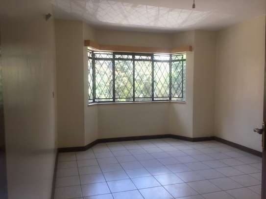 3 Bed Apartment with En Suite at Kingara Road image 23