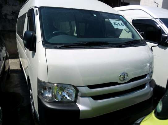 Toyota Hiace auto diesel image 8