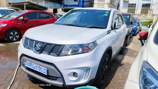 Suzuki Escudo 2018 White image 2