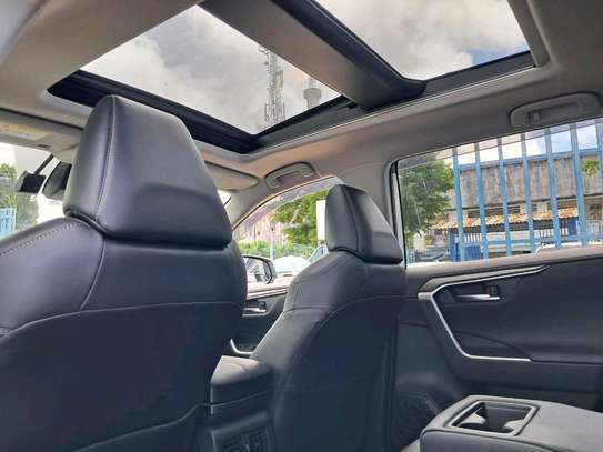 Toyota Rav4 2020 image 4