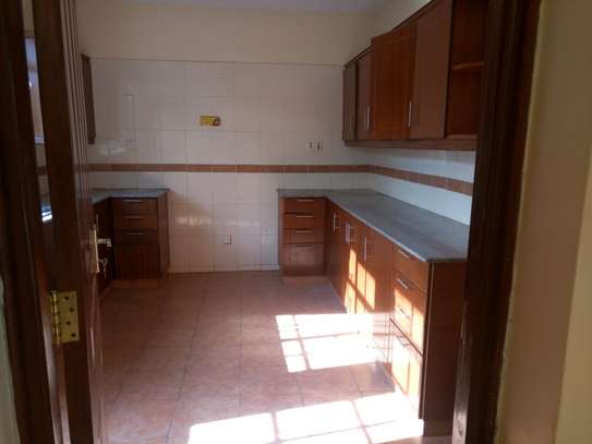 4 Bed Townhouse with Garage in Syokimau image 11
