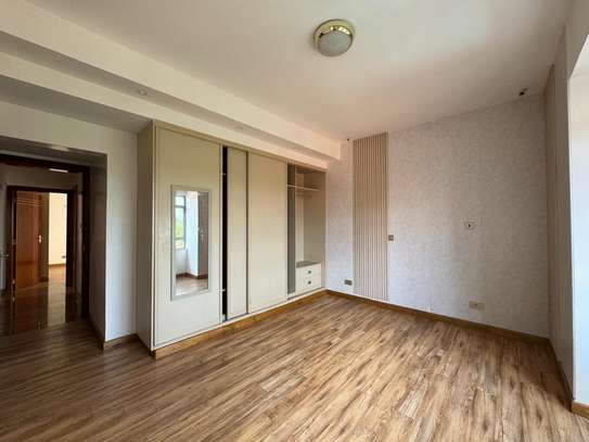 3 Bed Apartment with En Suite in Kileleshwa image 9