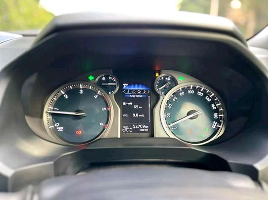 2018 Toyota Landcruiser Prado VX-L image 4