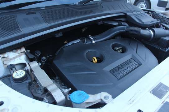 RANGE ROVER EVOQUE Si4 2013 FUJI WHITE 120,000 KMS image 10