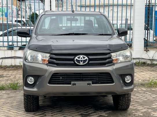 TOYOTA HILUX (WE accept hire purchase) image 8