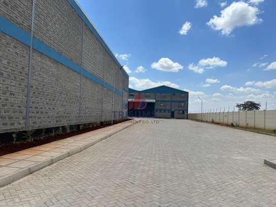 7,500 ft² Warehouse with Parking in Eastern ByPass image 10