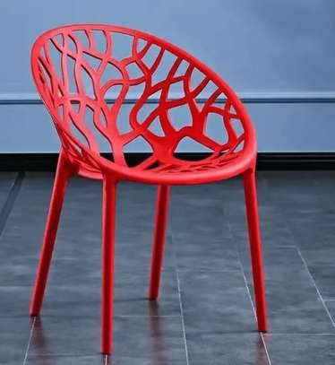 Dining Set:  4-Seater Classic Dinner Set image 3