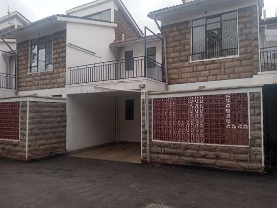4 bedroom house for rent in Kileleshwa image 5