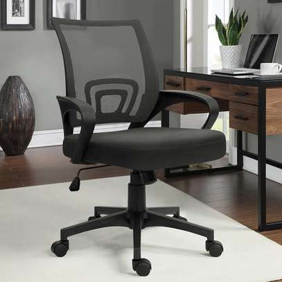 OFFICE  CHAIR: Black Mesh Office Chair image 1