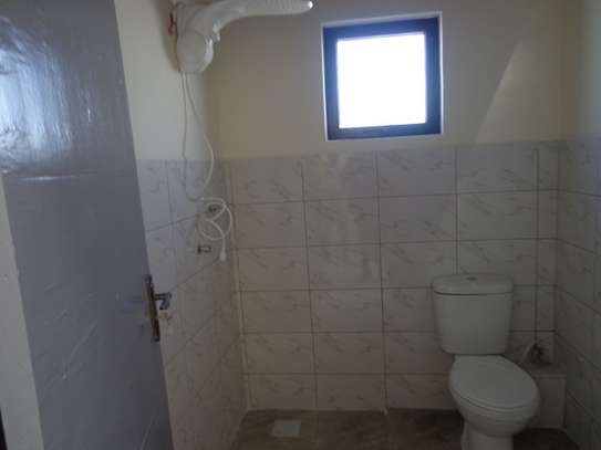 7,616 ft² Warehouse with Service Charge Included in Embakasi image 6