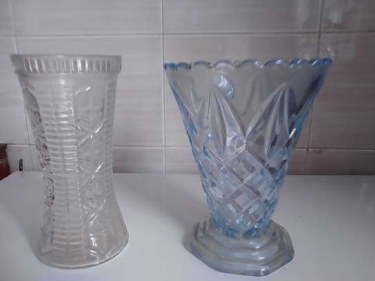 Shatter proof vases image 1