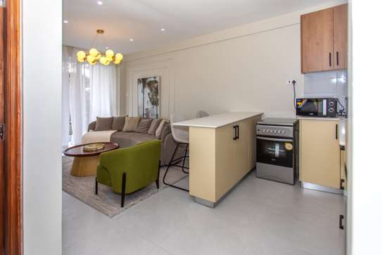 1 Bed Apartment with En Suite at Laiser Hill Rd image 4