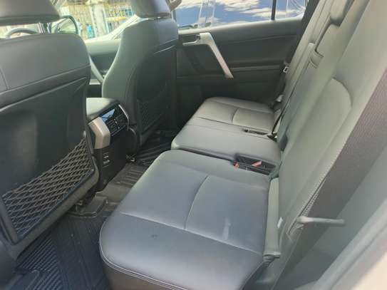 Toyota land cruiser Prado TZG image 9