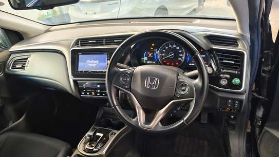 Honda Grace hybrid black 2017 2wd image 4