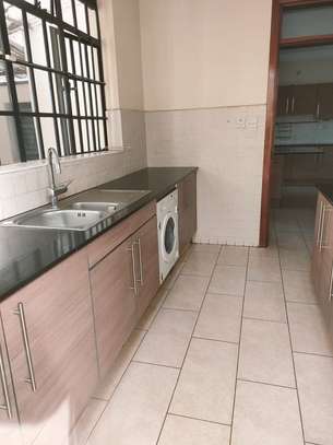 4 bedroom house for rent in Lavington image 3