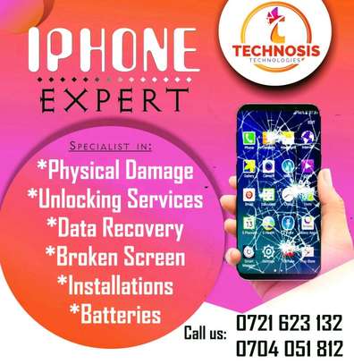 Phone repair experts image 1