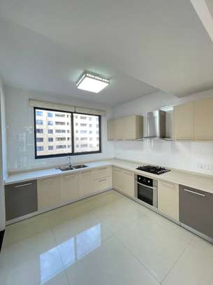 2 Bed Apartment with En Suite in Kileleshwa image 4