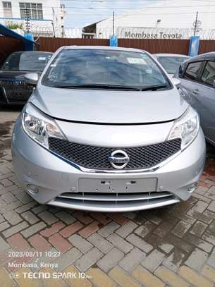 Nissan note image 2