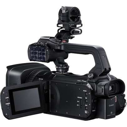 Canon XA50 UHD 4K30 Camcorder with Dual-Pixel Autofocus image 3