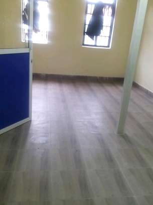 Salon or barbershop space to let Moi Avenue Nairobi image 3