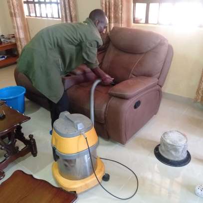 Sofa Set Cleaning Services image 1