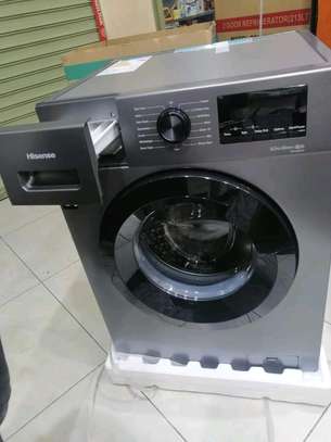 Hisense 9KG wash Front Load Washing Machine image 2