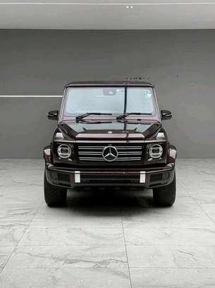 Mercedes G-Class Luxury SUV Deep Burgundy 2019 image 2