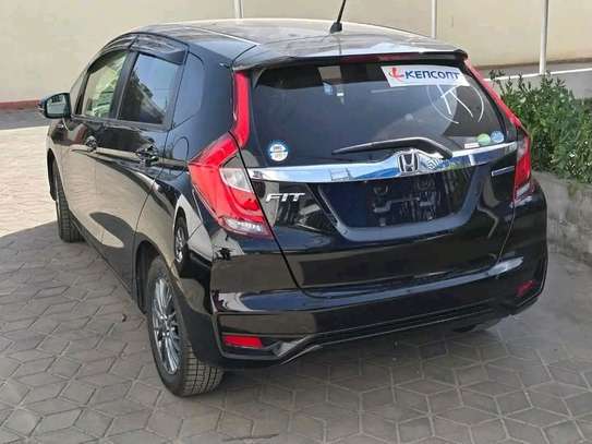 HONDA FIT HYBRID ,2020,2WD,( WE ACCEPT HIRE PURCHASE) image 4