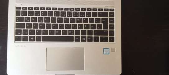 HP EliteBook 1040 G4 image 5