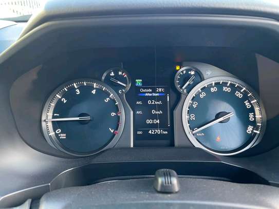 Toyota land Cruiser Prado TX-L 2020 image 5