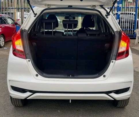 Honda fit non hybrid 2019 image 9