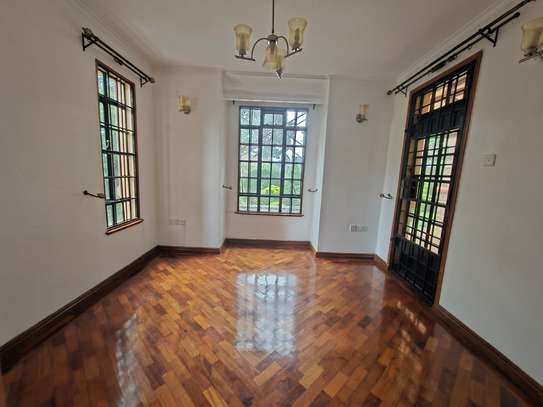 4 Bed Villa with En Suite at Runda image 6