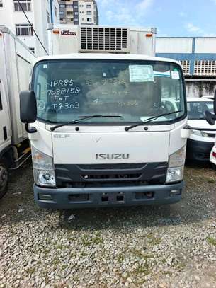Isuzu Elf NPR85 freezer image 5