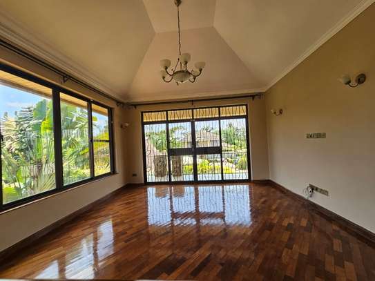 4 Bed Townhouse with En Suite in Garden Estate image 2