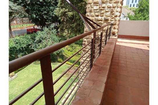 4 Bed Townhouse with Garden in Lavington image 17