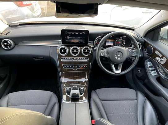 2015 Mercedes Benz C200 image 5