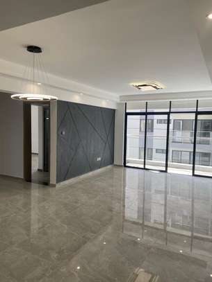 1 Bed Apartment with En Suite at Kindaruma Road image 1
