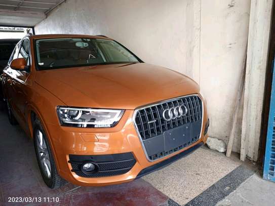 Audi Q3 orange image 7